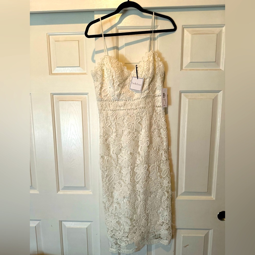 Embroidered dress with lining, size 10